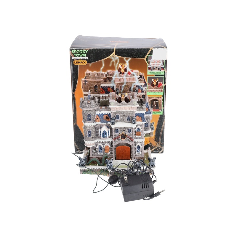 Lemax 25661A Spooky Town Castle On Spooky Hill Porcelain Lighted House LN/Box