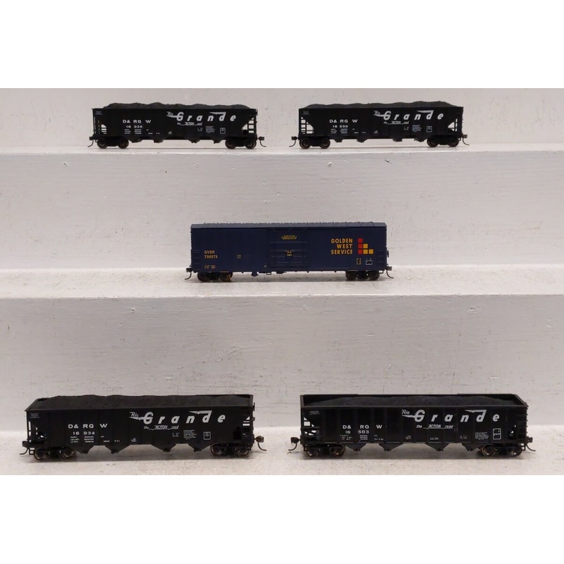Walthers Assorted HO Freight Cars [5]: 16598, 16926, 700075, 16503, 16934 LN