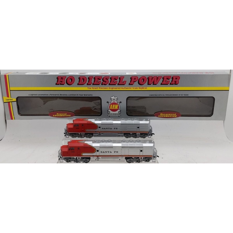 AHM 1456 HO ATSF Powered & Dummy Diesel Locomotives EX/Box