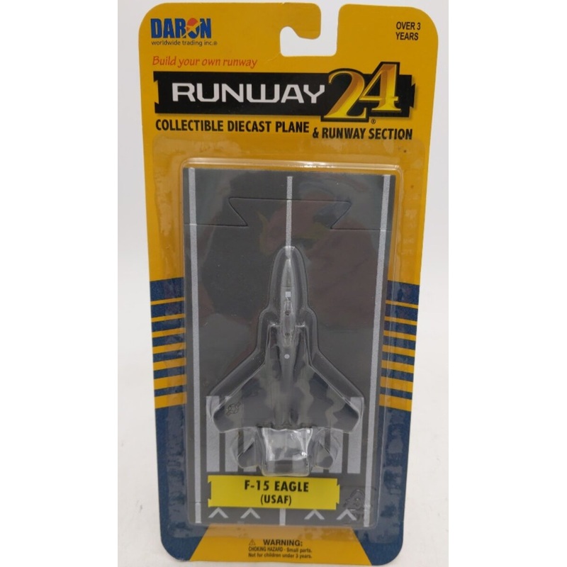 Daron Worldwide Trading 95773 Runway24 F-15 Eagle Desert Camo Military Plane